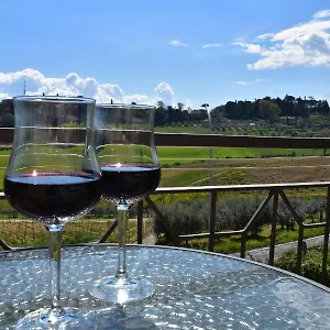 https://casa-iole.it-tuscanyhotel.com